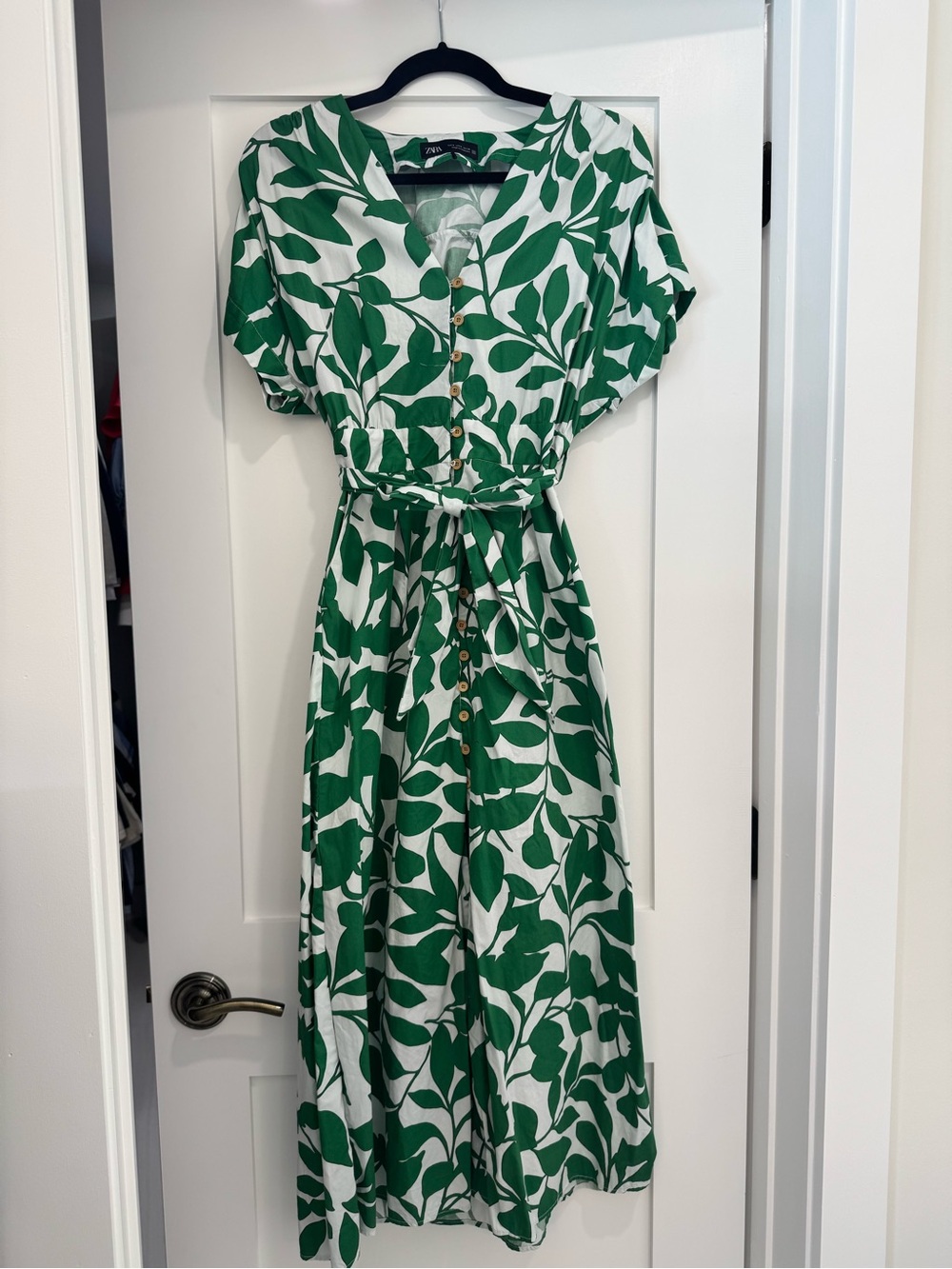 Zara Green and White Leaf-Print Maxi Dress
